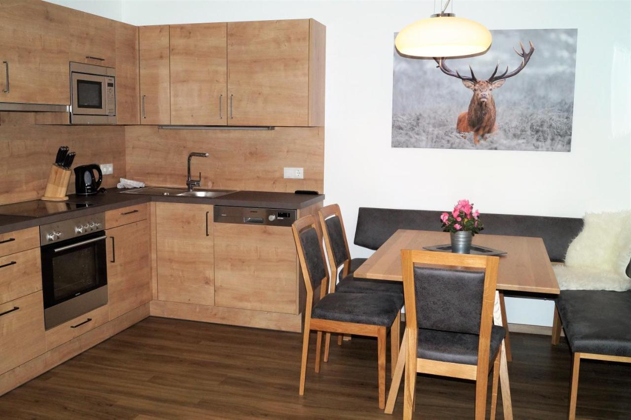Sieglhub Chalets - Appartements - Hotel Flachau Bagian luar foto