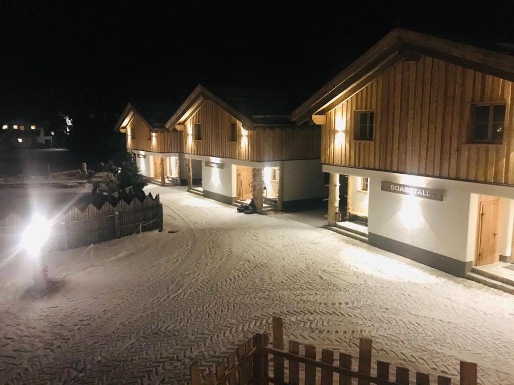 Sieglhub Chalets - Appartements - Hotel Flachau Bagian luar foto