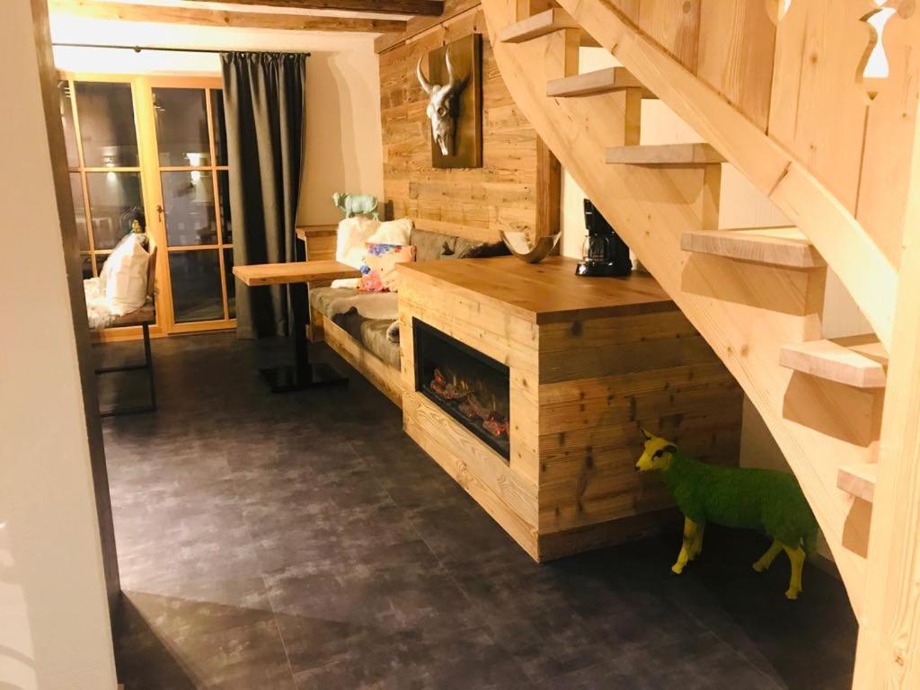 Sieglhub Chalets - Appartements - Hotel Flachau Bagian luar foto