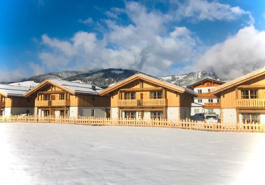 Sieglhub Chalets - Appartements - Hotel Flachau Bagian luar foto